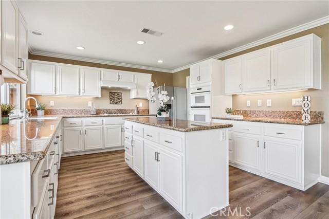 Detail Gallery Image 18 of 75 For 3313 Big Dipper Cir, Corona,  CA 92882 - 5 Beds | 4 Baths