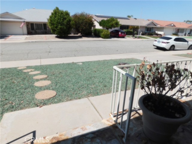 Detail Gallery Image 5 of 37 For 1221 W Westmont Ave, Hemet,  CA 92543 - 2 Beds | 2 Baths