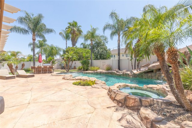 4127 Forest Highlands Circle, Corona CA: https://media.crmls.org/medias/77b04900-04b5-4c22-a038-9b59b08a718c.jpg