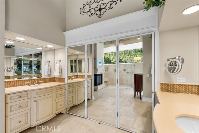 19222 Mayall Street, Northridge CA: https://media.crmls.org/medias/77b0c116-3979-4599-a8bc-540fc6c7408e.jpg