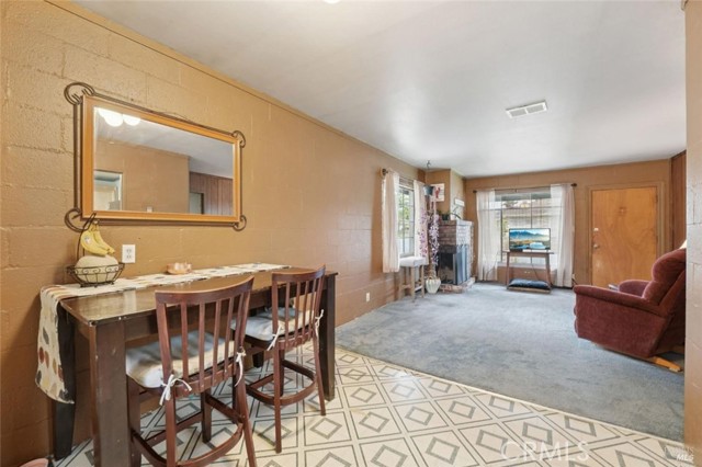 68 Glenwood Drive, Napa CA: https://media.crmls.org/medias/77b13c35-3d0f-44ca-99be-02939b1a1556.jpg