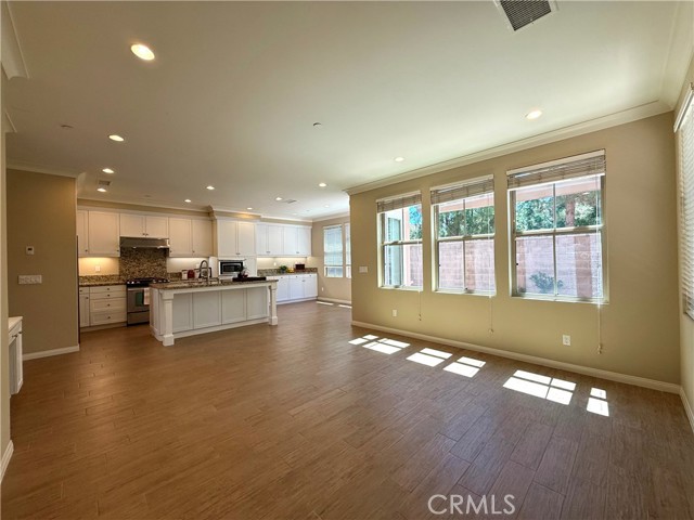 Detail Gallery Image 11 of 50 For 22 Oakfield, Irvine,  CA 92620 - 3 Beds | 2/1 Baths