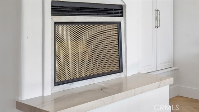 29122 Laurel Valley Drive, Vista CA: https://media.crmls.org/medias/77b2beca-1a4b-40f6-a51e-1c9456d45a5e.jpg