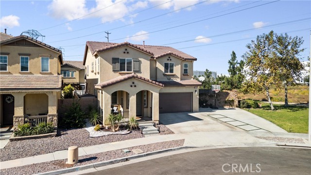 Detail Gallery Image 4 of 41 For 6523 Crescendo Ct, Corona,  CA 92880 - 3 Beds | 2/1 Baths