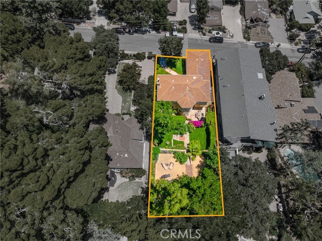 5815 Irving Avenue, La Crescenta CA: https://media.crmls.org/medias/77b311aa-73fa-49a3-ab2a-7540b750dd57.jpg