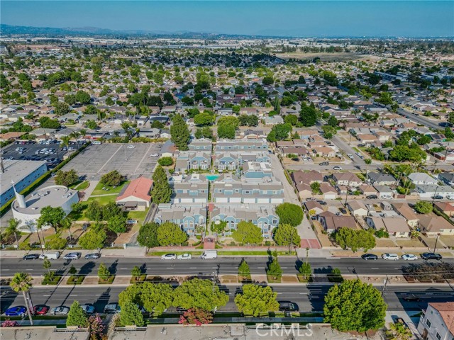 14738 Pioneer Boulevard, Norwalk CA: https://media.crmls.org/medias/77b36efa-946c-4096-ad70-7eebadc51fce.jpg