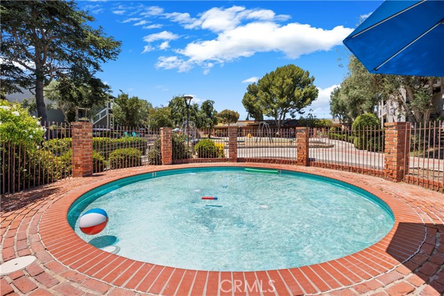 Detail Gallery Image 36 of 58 For 6315 Green Valley #100,  Culver City,  CA 90230 - 2 Beds | 2 Baths