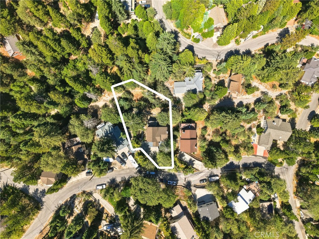 https://media.crmls.org/medias/77b3f543-f0ee-4692-a679-488f06dd02e6.jpg?preset=X-Large