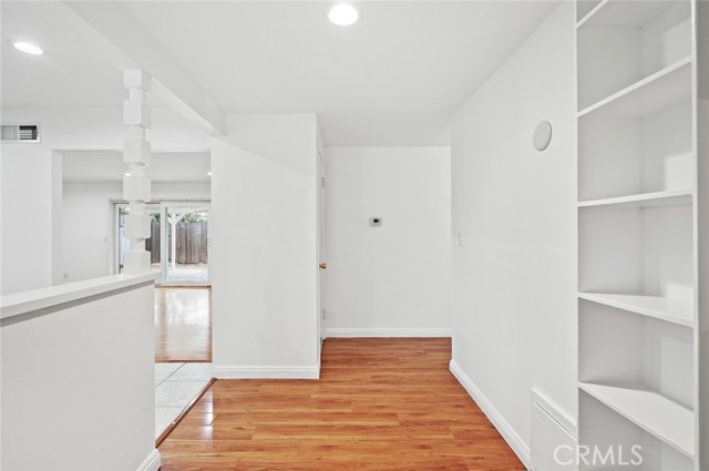 Detail Gallery Image 9 of 44 For 572 E Ghent St, San Dimas,  CA 91773 - 3 Beds | 2 Baths