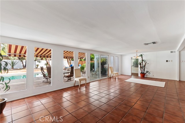 Living & Dining Room