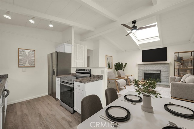 12773 Island Circle, Clearlake Oaks CA: https://media.crmls.org/medias/77b48869-2d64-4976-8fed-5f0a93b47ac0.jpg