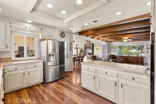 39662 86th W Street, Leona Valley CA: https://media.crmls.org/medias/77b4c685-e011-43a1-a04e-10c78cf3dbeb.jpg