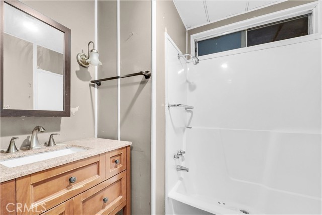 Detail Gallery Image 16 of 22 For 716 N Grand Ave. #D7,  Covina,  CA 91724 - 2 Beds | 2 Baths