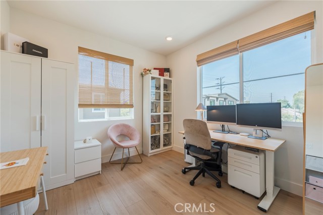 11751 Florence Avenue, Santa Fe Springs CA: https://media.crmls.org/medias/77b5433b-e541-4787-b857-12a70b8d156c.jpg