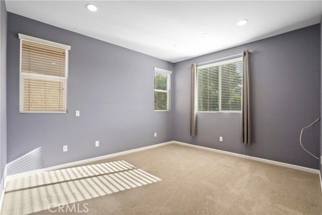 Detail Gallery Image 19 of 35 For 14914 W. Navarre Way, Sylmar,  CA 91342 - 4 Beds | 2/1 Baths