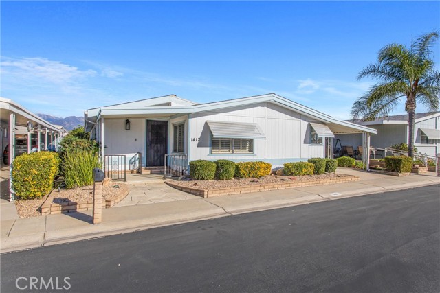 Detail Gallery Image 2 of 47 For 1412 Medallion, Redlands,  CA 92374 - 3 Beds | 2 Baths