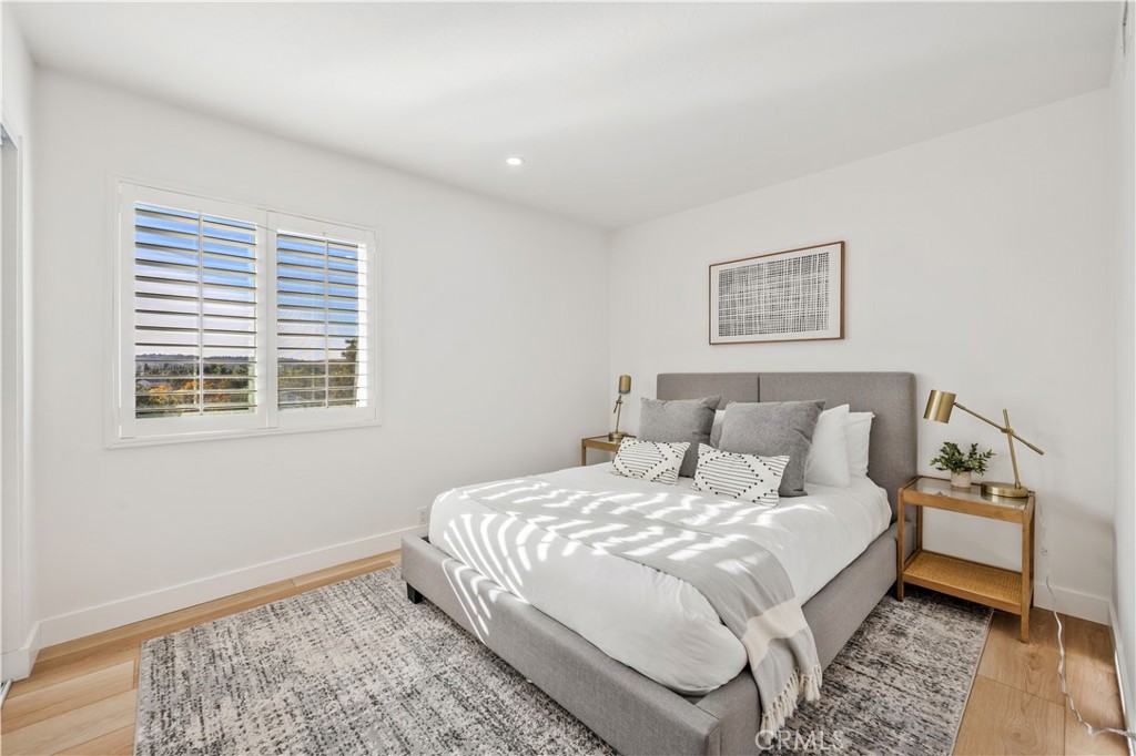 MLS #OC25274271 image #18