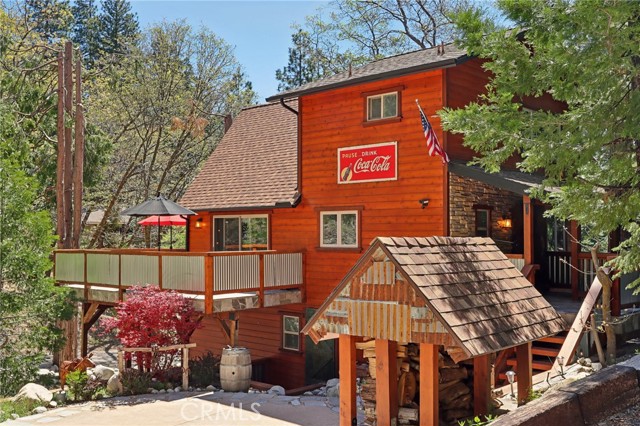 Detail Gallery Image 5 of 59 For 385 Iris Dr, Twin Peaks,  CA 92391 - 4 Beds | 3 Baths