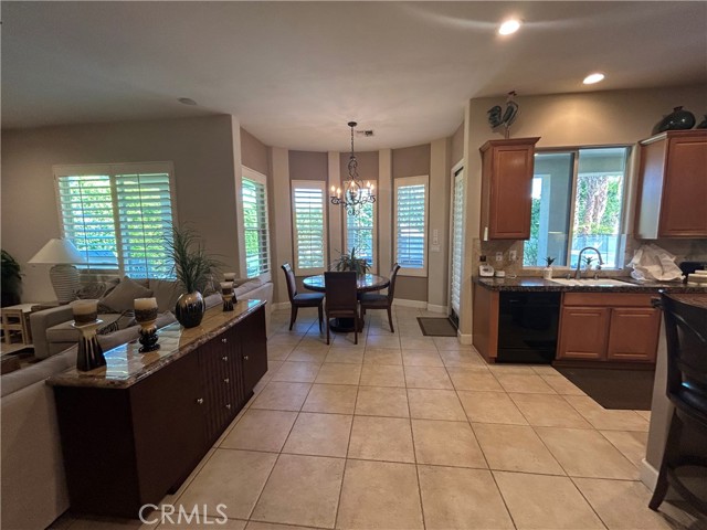 17 Bellisimo Court, Rancho Mirage CA: https://media.crmls.org/medias/77b6f18a-1748-413a-8b79-97f669a3bbab.jpg