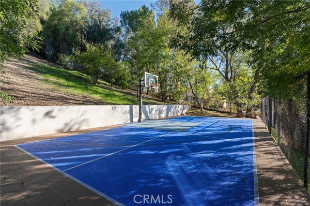 Detail Gallery Image 33 of 36 For 5244 Vanalden, Tarzana,  CA 91356 - 3 Beds | 2/1 Baths