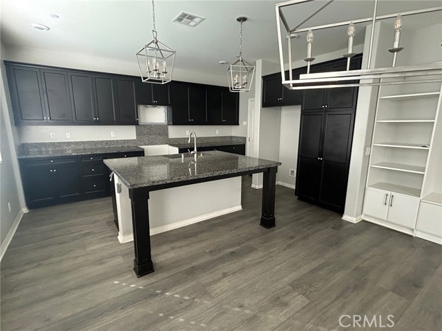 Detail Gallery Image 8 of 40 For 3195 E Olympic, Ontario,  CA 91762 - 3 Beds | 2/1 Baths