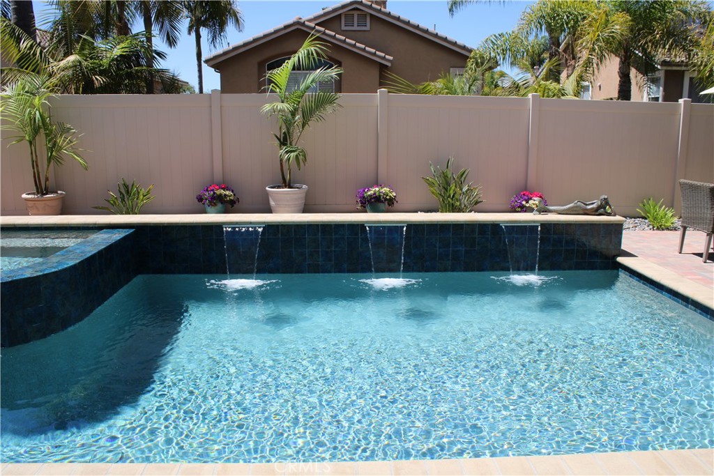 MLS #OC25145732 img 48