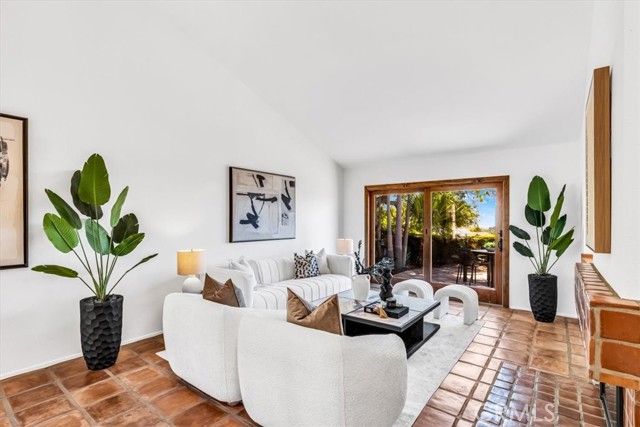 Detail Gallery Image 9 of 68 For 24155 Vista D Onde, Dana Point,  CA 92629 - 2 Beds | 2 Baths