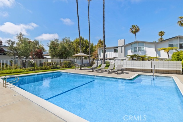 Detail Gallery Image 1 of 18 For 4310 Spindrift, Newport Beach,  CA 92663 - 3 Beds | 2/1 Baths