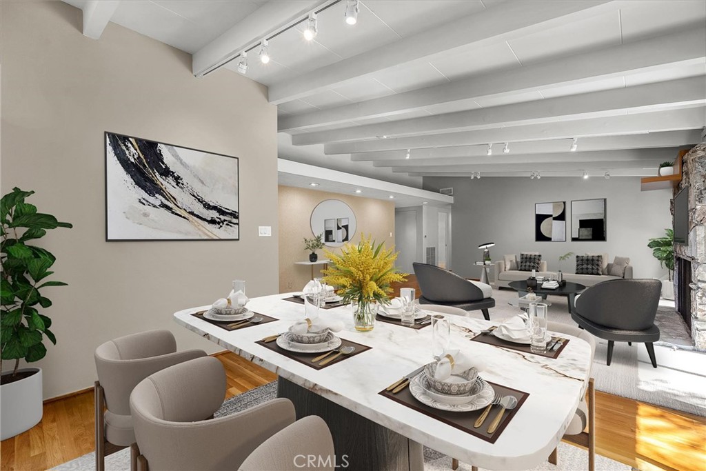 3521 Stonewood DriveSherman Oaks image #31