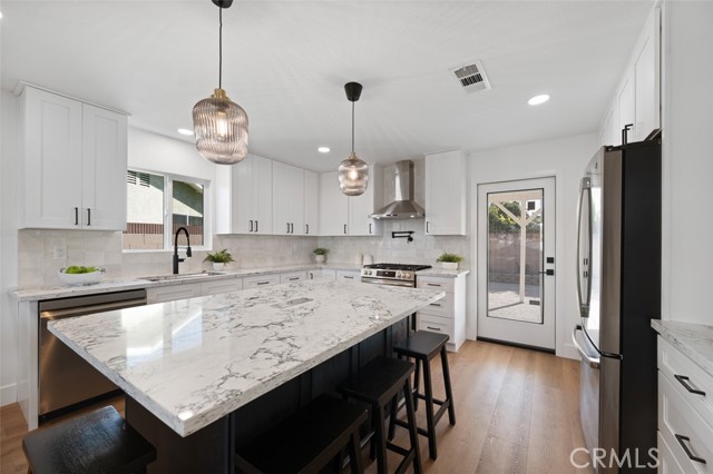 Detail Gallery Image 8 of 27 For 5732 Belgrave Ave, Garden Grove,  CA 92845 - 4 Beds | 2 Baths