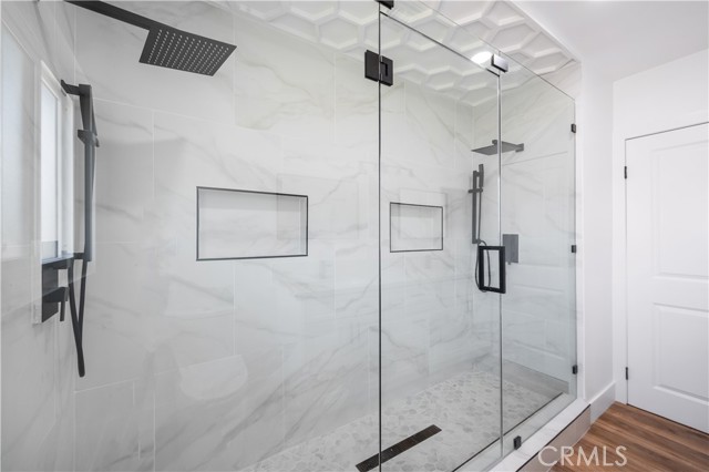 424 E Victoria Street, Rialto CA: https://media.crmls.org/medias/77b98343-76f2-45c7-8927-8ce07304560d.jpg