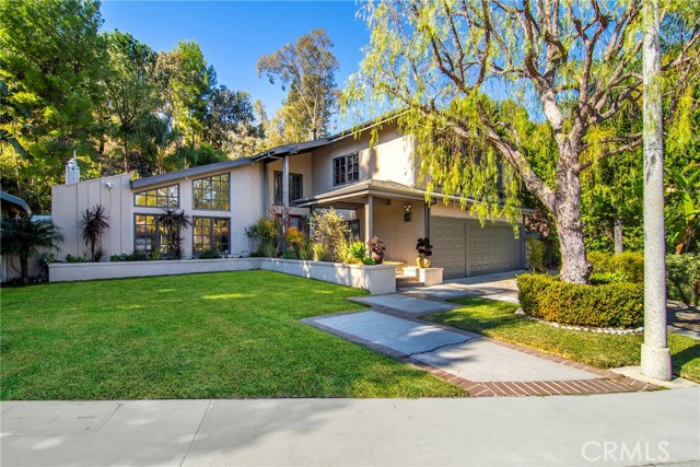 3757 Coldstream, Tarzana CA: https://media.crmls.org/medias/77bb331f-89e2-475f-8898-21ca89091e86.jpg