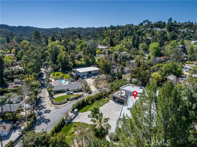 Detail Gallery Image 34 of 75 For 19333 Rosita St, Tarzana,  CA 91356 - 6 Beds | 8 Baths