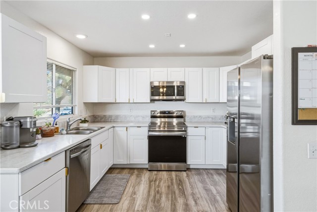 Detail Gallery Image 10 of 35 For 57826 Joshua, Yucca Valley,  CA 92284 - 3 Beds | 2 Baths