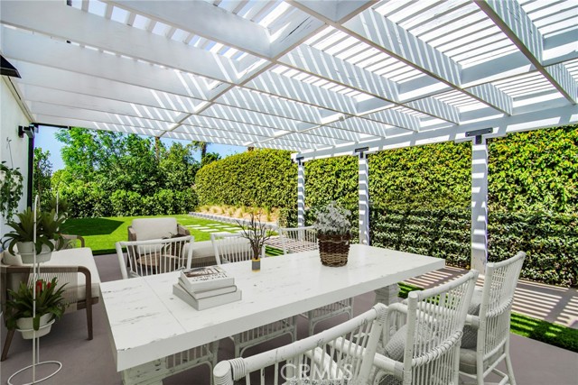 Detail Gallery Image 22 of 47 For 10947 Lurline Ave, Chatsworth,  CA 91311 - 5 Beds | 4 Baths