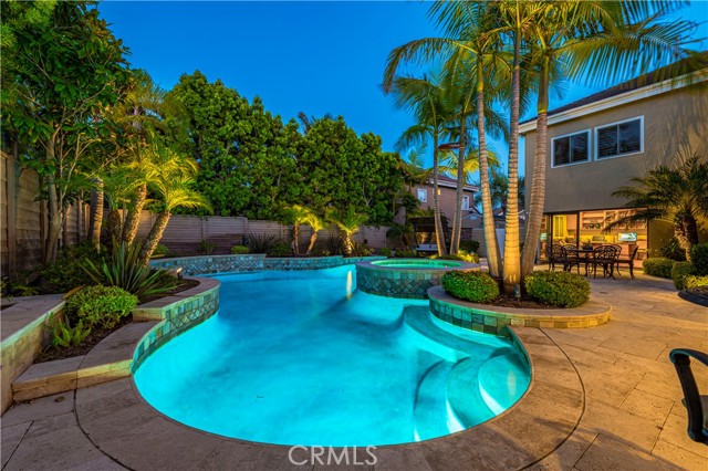 6561 Horseshoe Lane, Huntington Beach CA: https://media.crmls.org/medias/77bc3509-c60e-4f33-a68e-a7fe9c5b220e.jpg