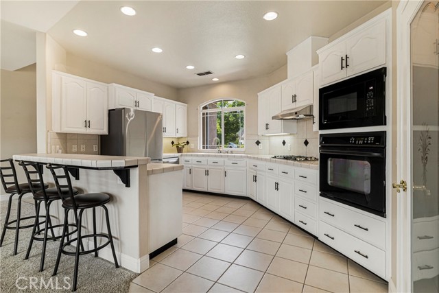 Detail Gallery Image 9 of 41 For 6 Vintage Ct, Chico,  CA 95973 - 3 Beds | 2 Baths