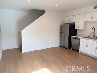 Detail Gallery Image 11 of 14 For 18906 Lassen St, Northridge,  CA 91324 - 2 Beds | 2 Baths