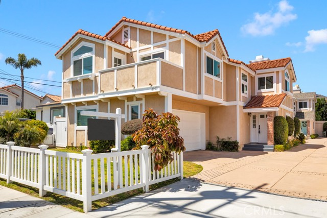 2003 Curtis Avenue, Redondo Beach, California 90278, 4 Bedrooms Bedrooms, ,2 BathroomsBathrooms,Residential,Sold,Curtis,SB22095007