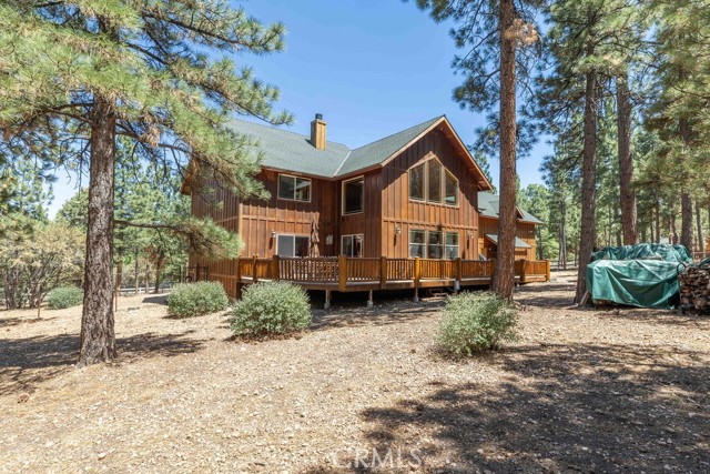625 Cedar Glen Drive, Big Bear City CA: https://media.crmls.org/medias/77bfbd97-70d4-49c2-90f6-e688584daa79.jpg