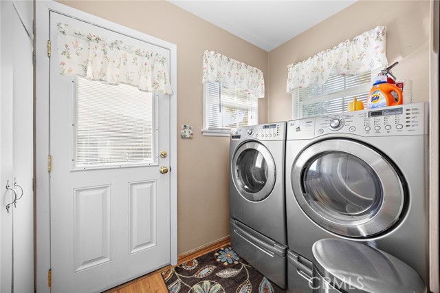 Detail Gallery Image 12 of 37 For 884 E Whitcomb Ave, Glendora,  CA 91741 - 3 Beds | 2 Baths