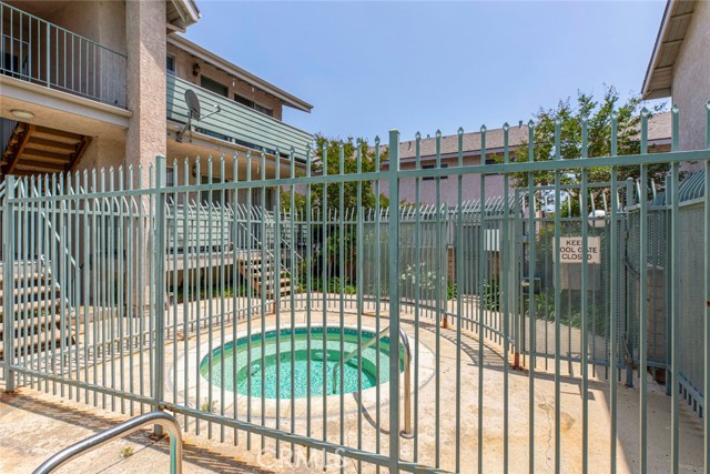 Detail Gallery Image 5 of 29 For 13100 Bromont Ave #8,  Sylmar,  CA 91342 - 2 Beds | 1 Baths