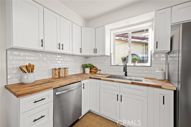 1871 Heidleman Road, Los Angeles CA: https://media.crmls.org/medias/77c4ed14-9999-4f32-b81f-d7539fa87653.jpg