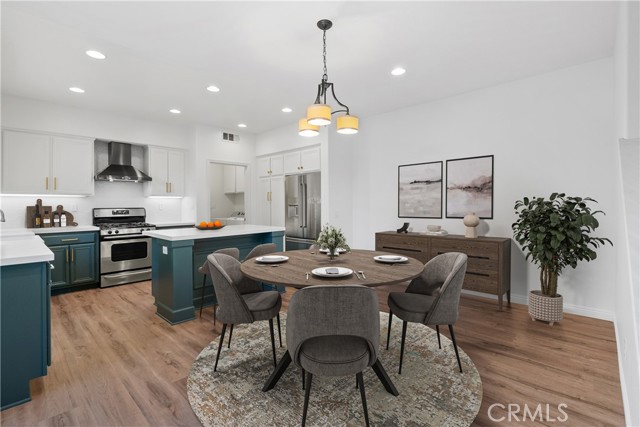 27446 Acacia Drive, Valencia CA: https://media.crmls.org/medias/77c4f356-c330-4714-be00-28a750ac6233.jpg