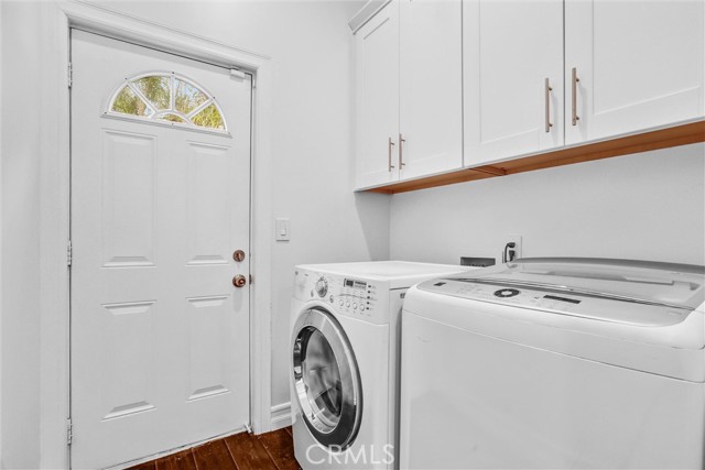 Detail Gallery Image 27 of 30 For 22202 Avenue San Luis, Woodland Hills,  CA 91364 - 3 Beds | 3 Baths