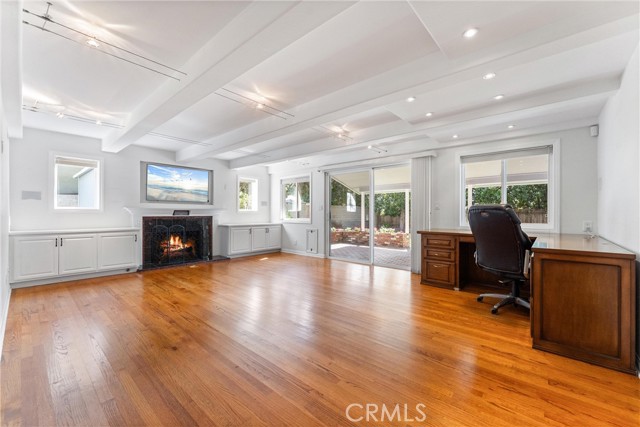 12172 Woodlawn Avenue, North Tustin CA: https://media.crmls.org/medias/77c62c0d-950a-4b15-968a-81b3411b47a0.jpg