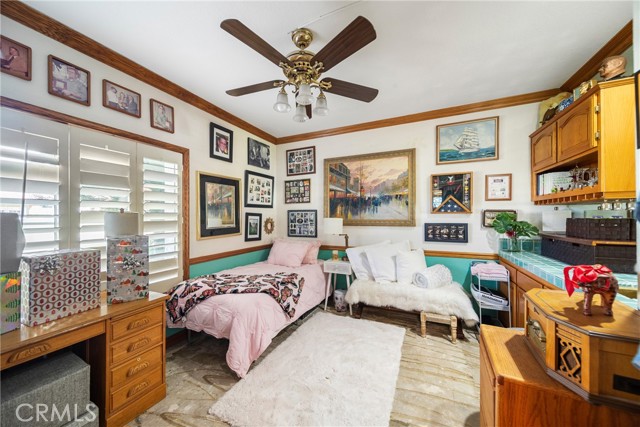 Detail Gallery Image 27 of 57 For 15562 Bronco, Canyon Country,  CA 91387 - 4 Beds | 4 Baths