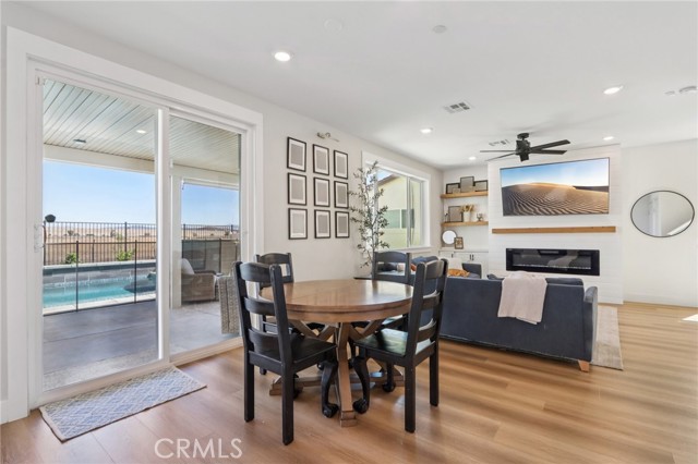 36398 Flint Drive, Winchester CA: https://media.crmls.org/medias/77c83ad1-b8de-48d8-8f7c-3d0dac3cd30d.jpg