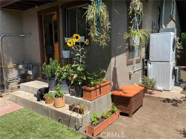 Detail Gallery Image 5 of 75 For 1860 N Summit Ave, Pasadena,  CA 91103 - – Beds | – Baths