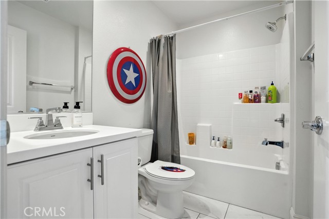 Detail Gallery Image 30 of 75 For 11715 Periwinkle Pl, Jurupa Valley,  CA 91752 - 6 Beds | 4/1 Baths